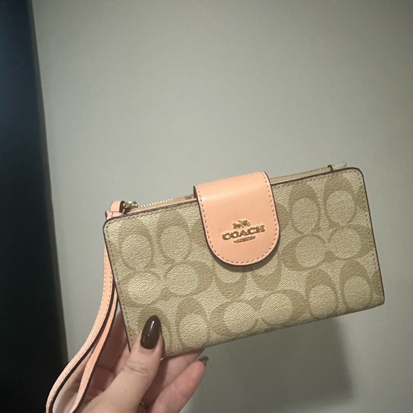 Coach Beige and Pink Signature Wristlet Wallet - Picture 4 of 4